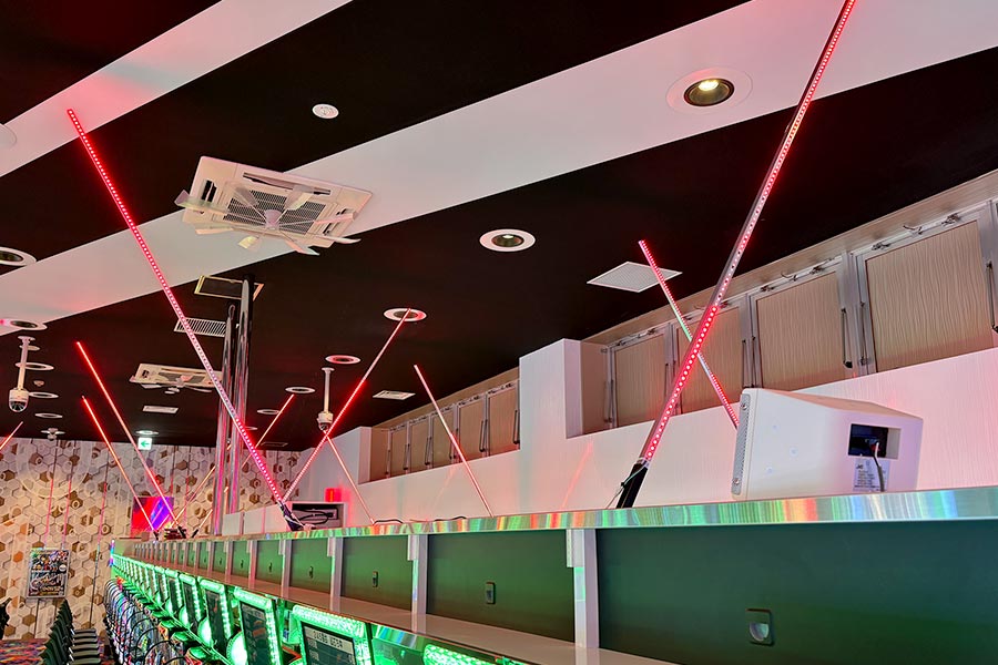 光が動くLEDレーザービーム