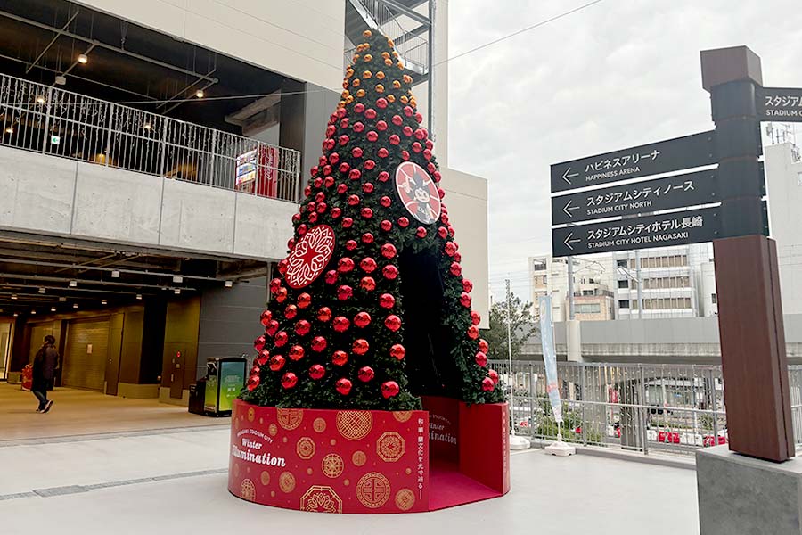 中に入れるクリスマスツリー