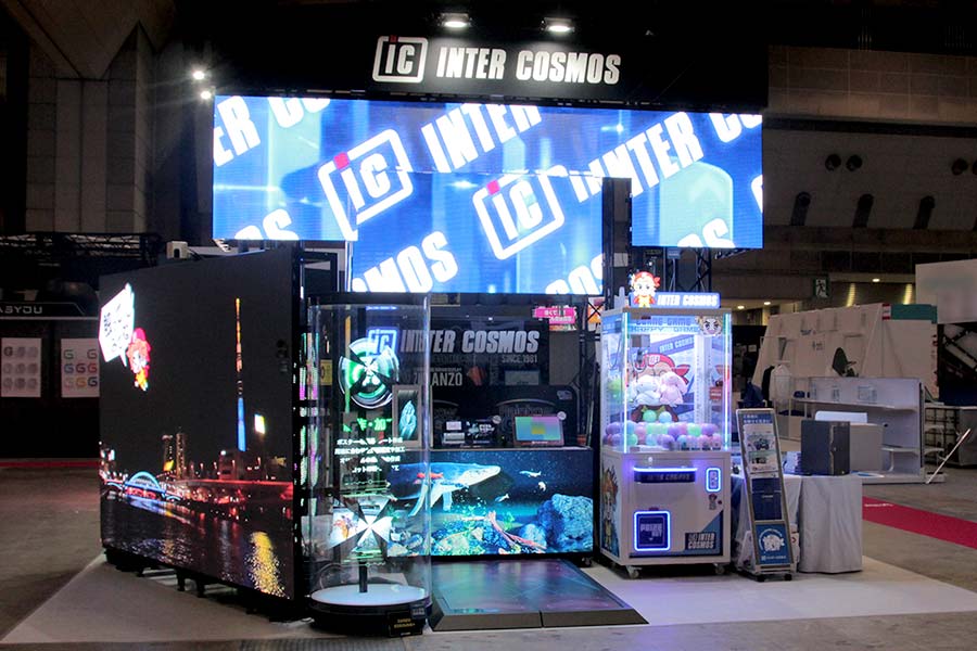 LEDビジョンで輝く目立つ展示会ブース