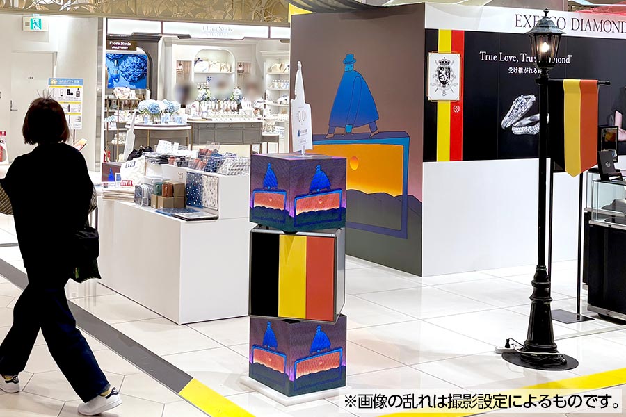 ボックス型のLEDビジョンで作成したモニュメント