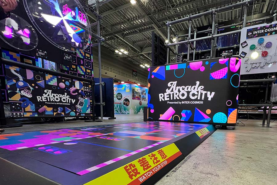 印象的な展示会ブース（内部）の様子