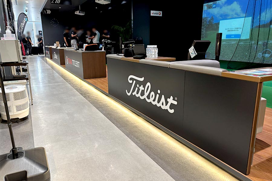 アルポリパネルでソファ後ろも目隠し