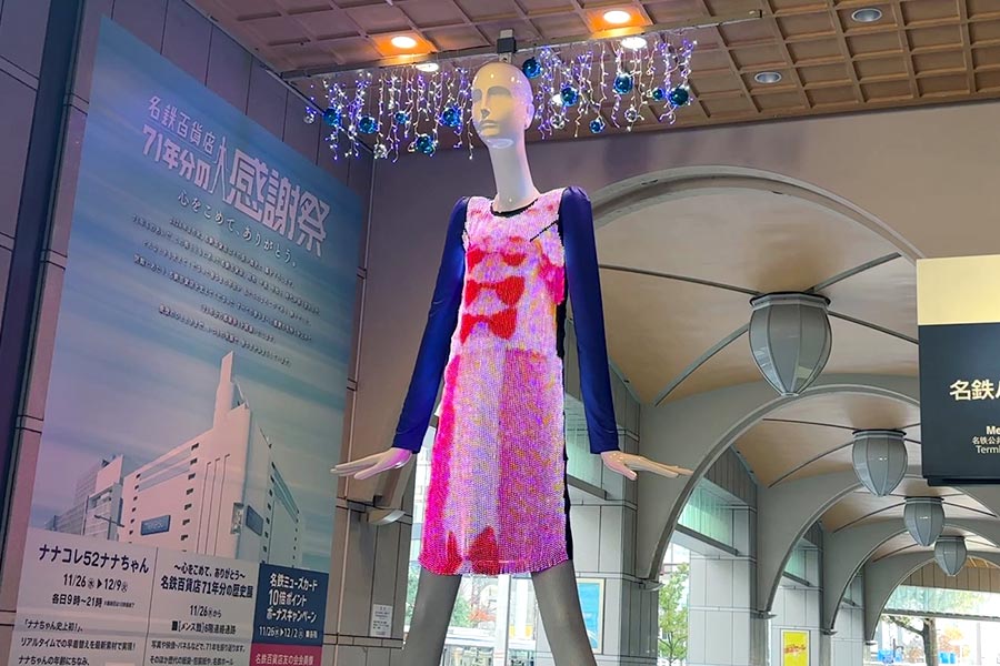 合計52種類の衣装をアニメーションで映し出すLEDビジョンワンピース