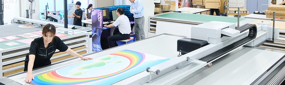 本社社内の制作室の様子