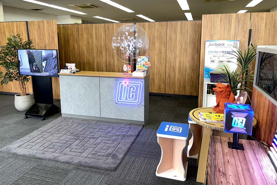 ショールーム受付付近のレイアウト