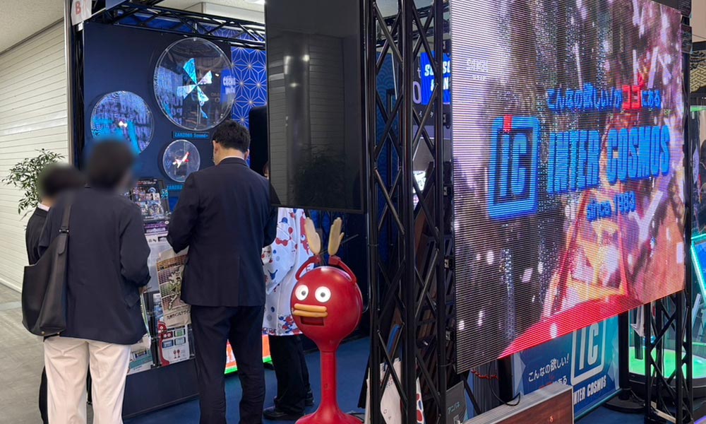 ビッグクラッピーによる展示会ブース呼び込み